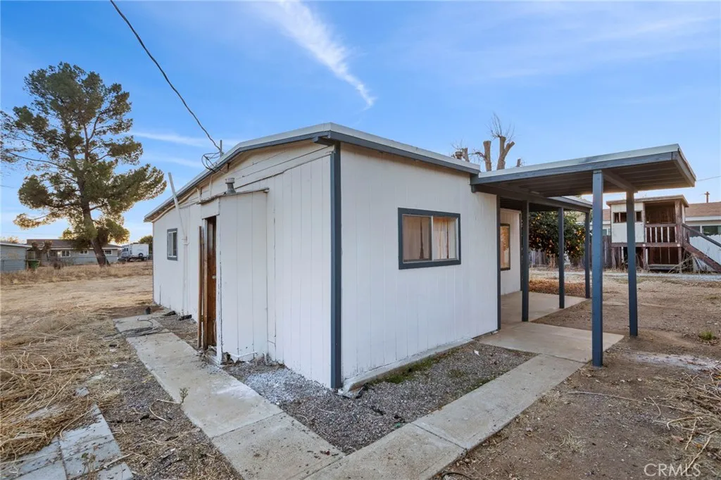 main property photo 45