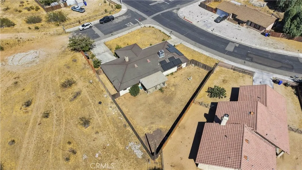 main property photo 17