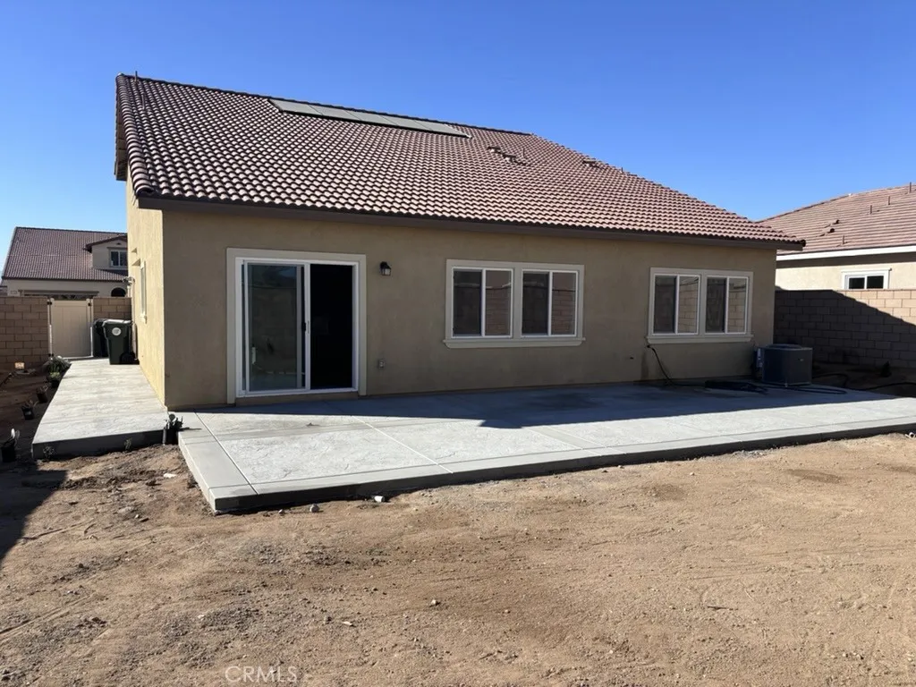 main property photo 18