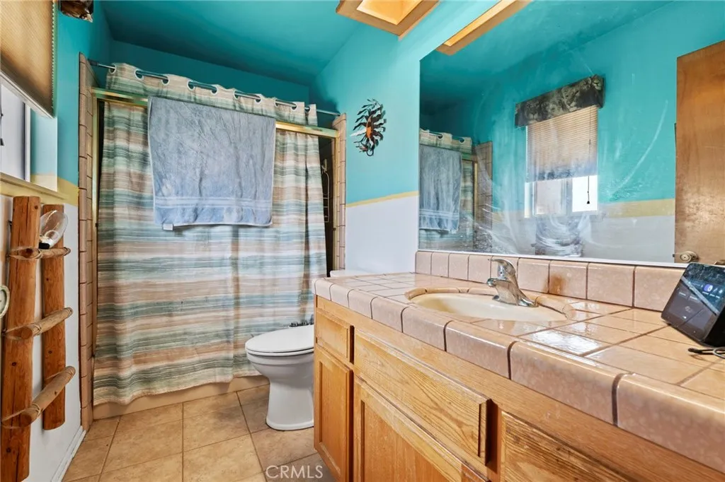 main property photo 16