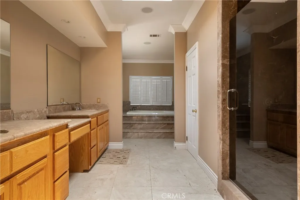 main property photo 61
