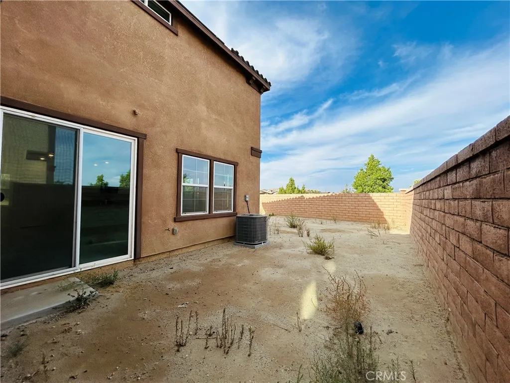 main property photo 30
