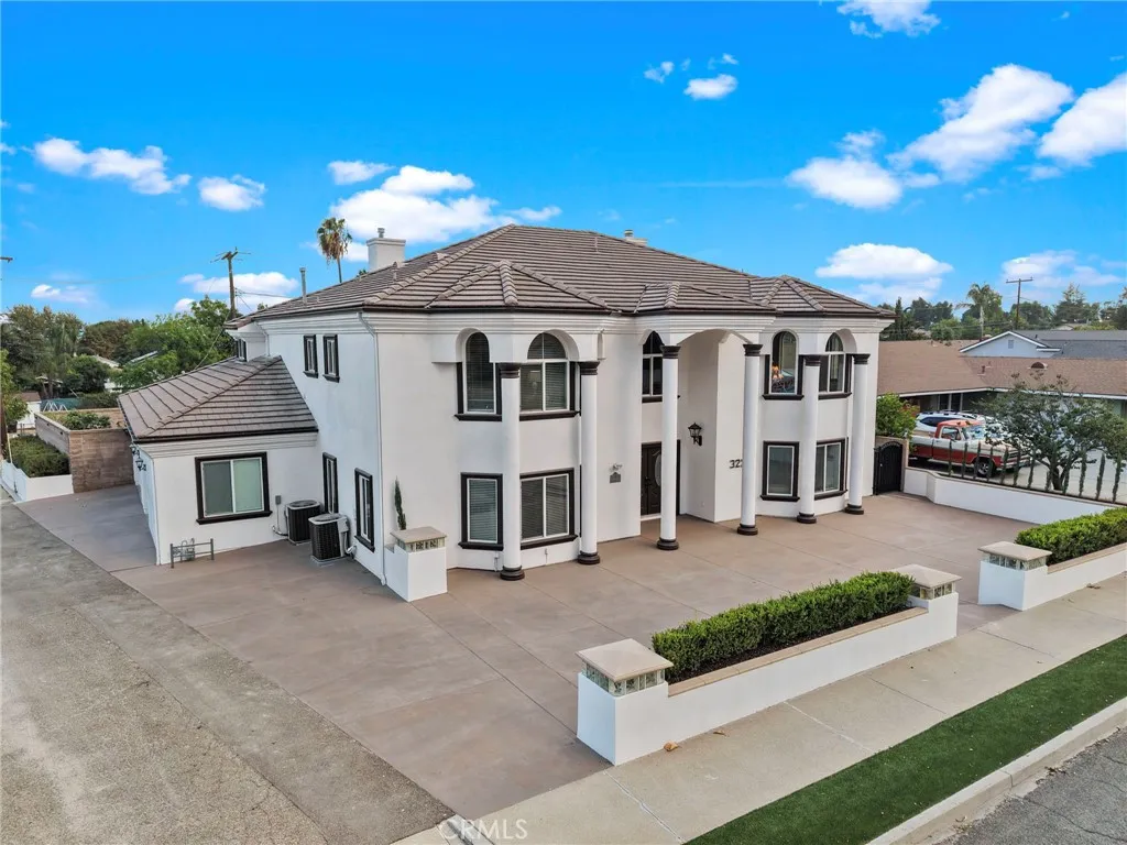main property photo 43