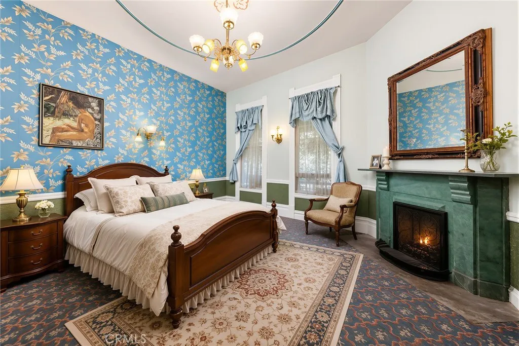 main property photo 15