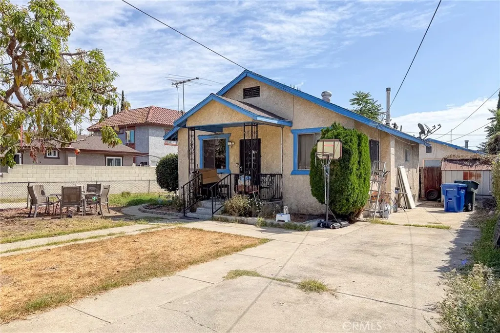 main property photo 2