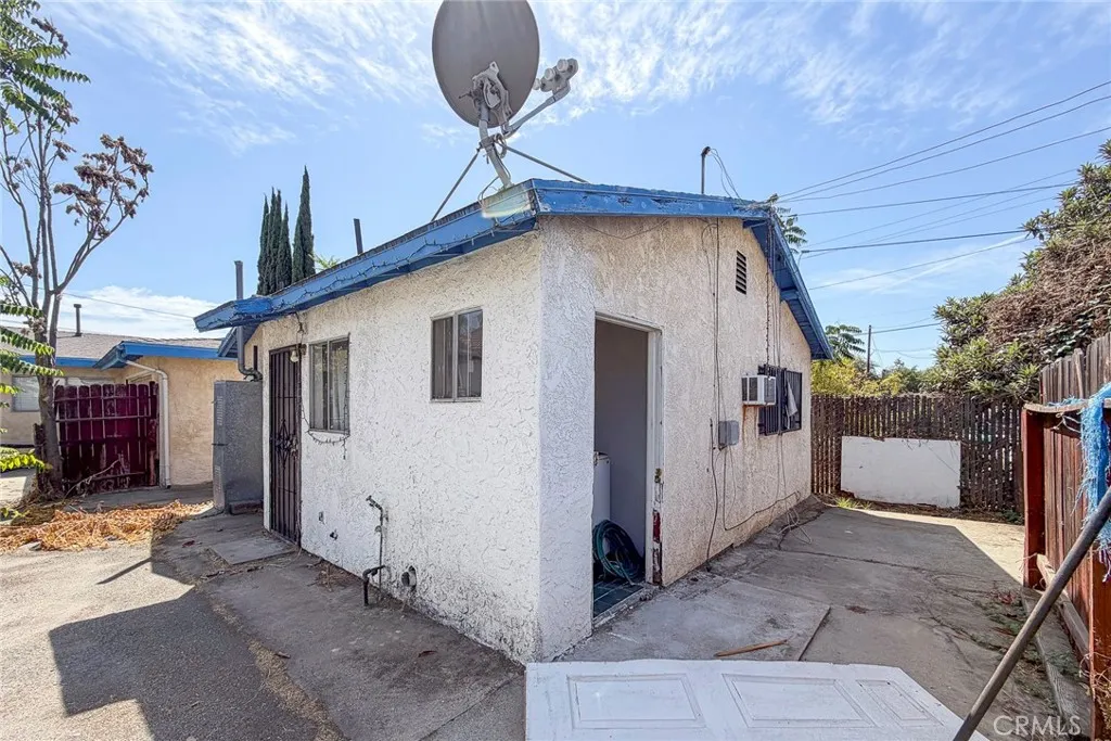 main property photo 64