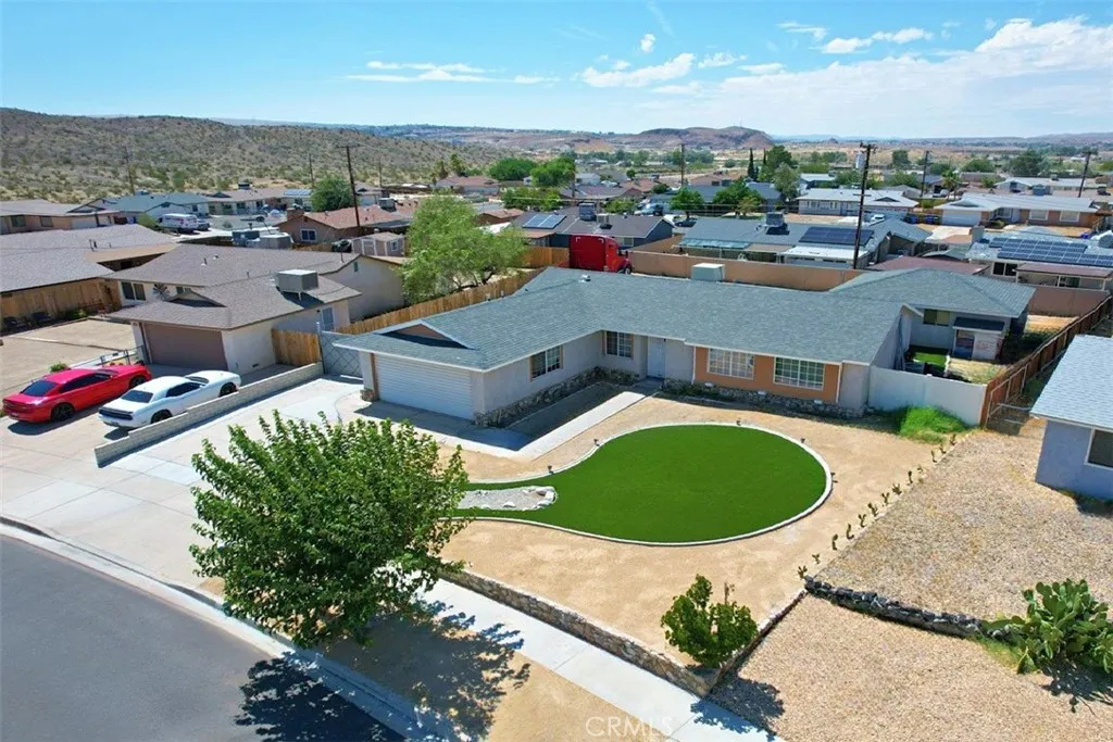 main property photo 34