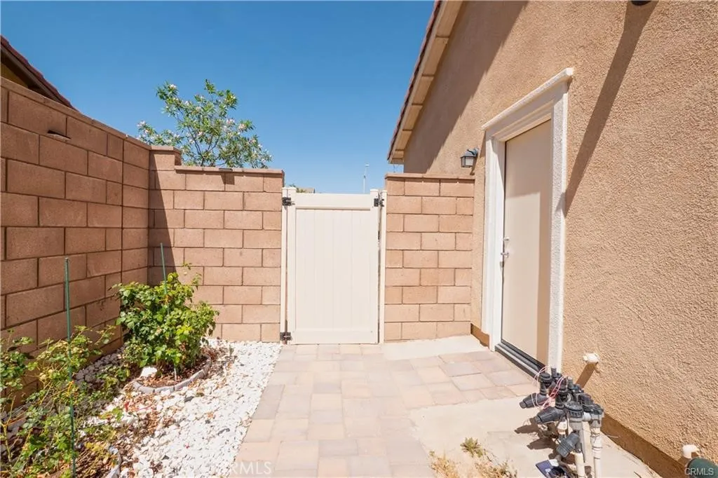 main property photo 38