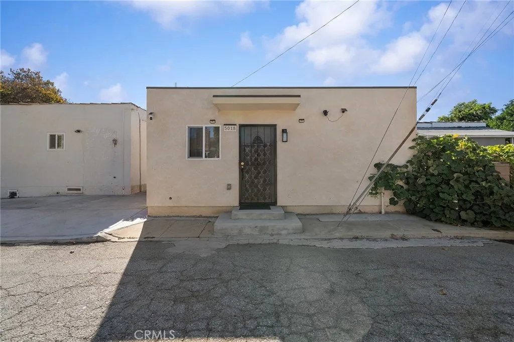 main property photo 13