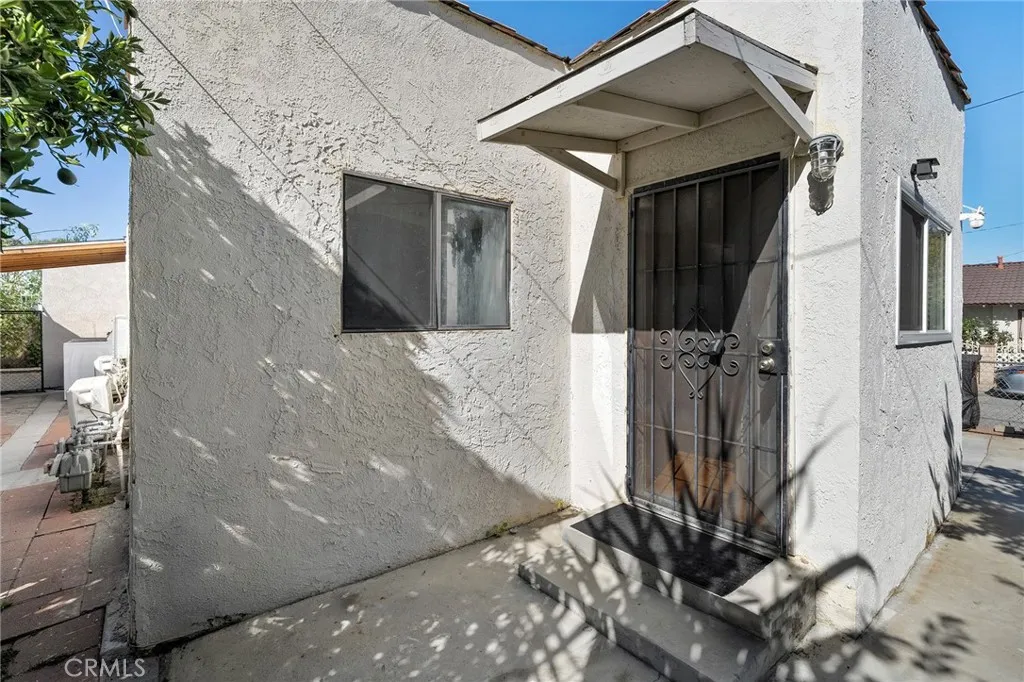 main property photo 15