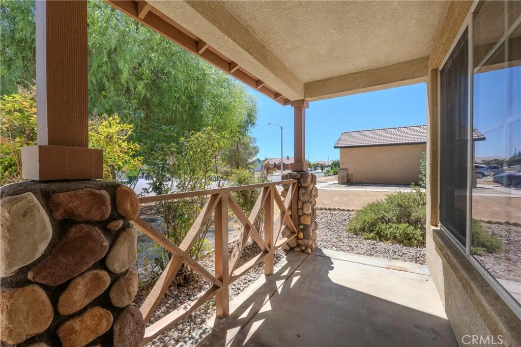 main property photo 3