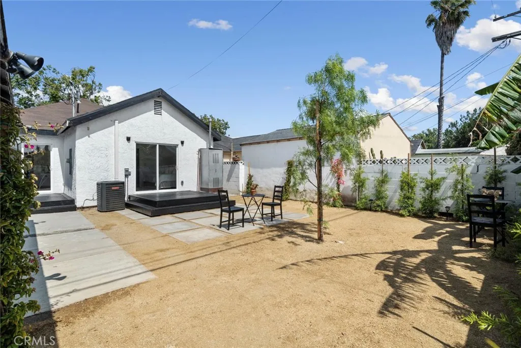 main property photo 22
