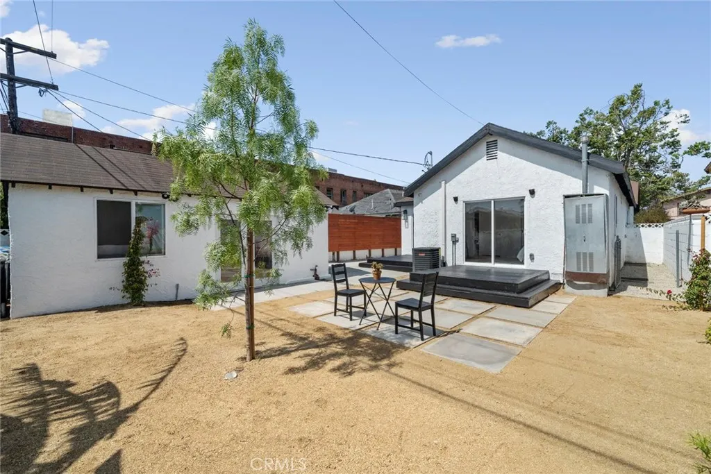 main property photo 23