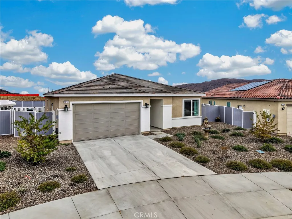 main property photo 2