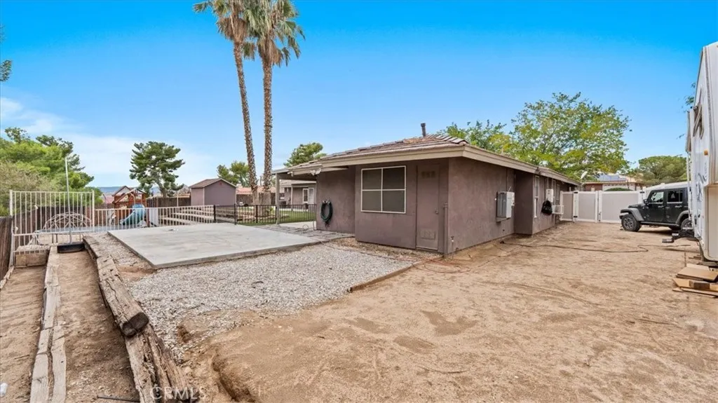 main property photo 22