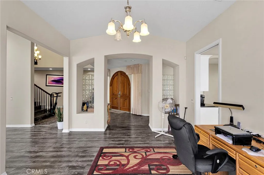 main property photo 14