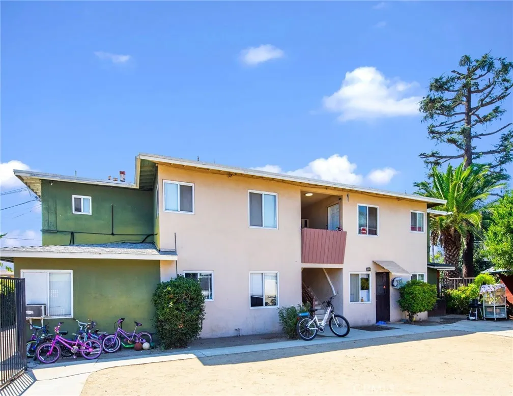 main property photo 29
