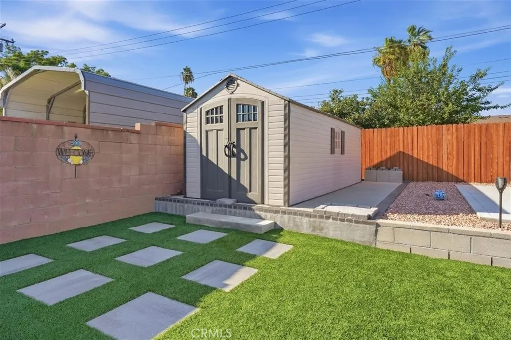 main property photo 40