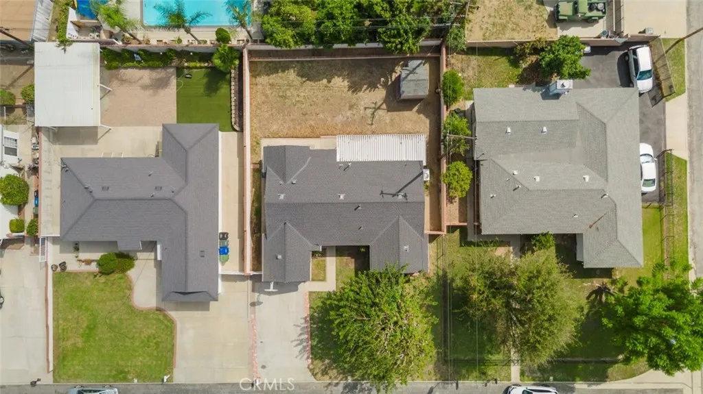 main property photo 58
