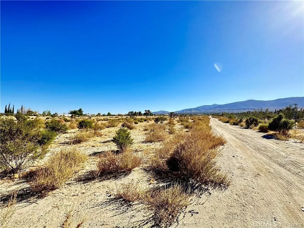 main property photo 8