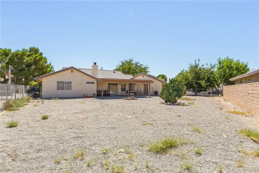 main property photo 19