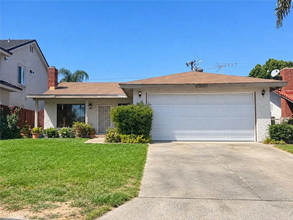 main property photo 0