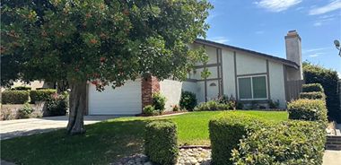 image of property with 3 Bed | 2 Bath | 1,559 Sqft