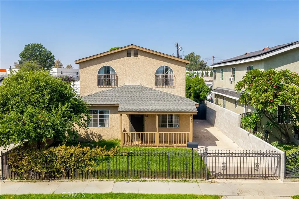 main property photo 4