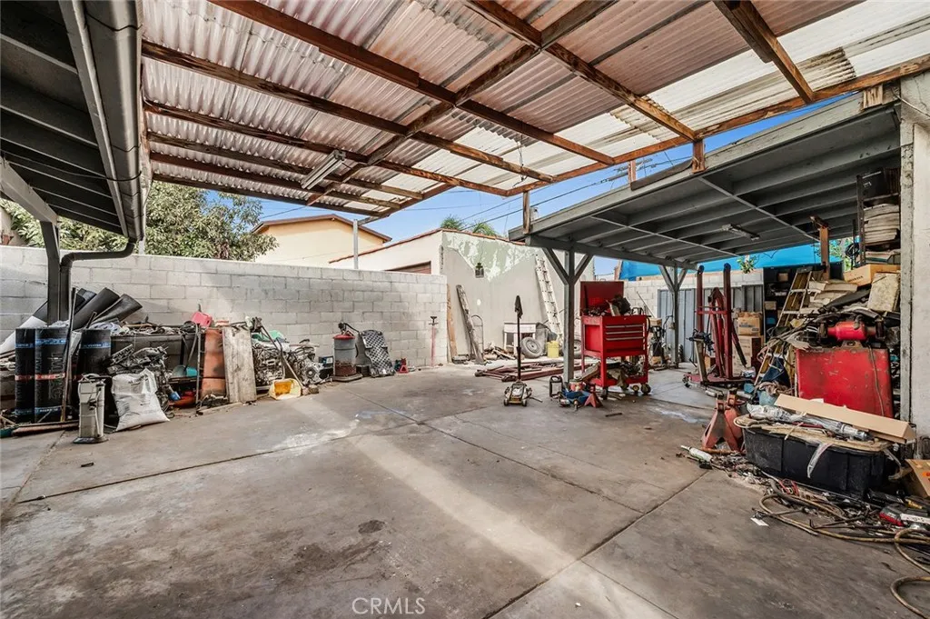 main property photo 15