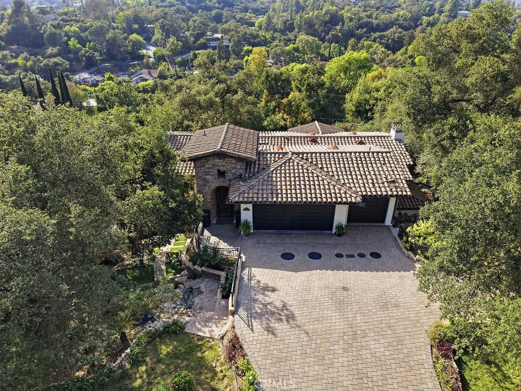main property photo 59