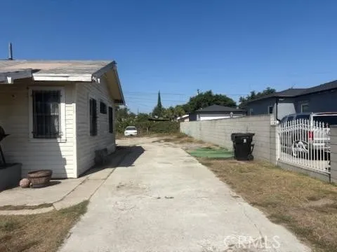 main property photo 35