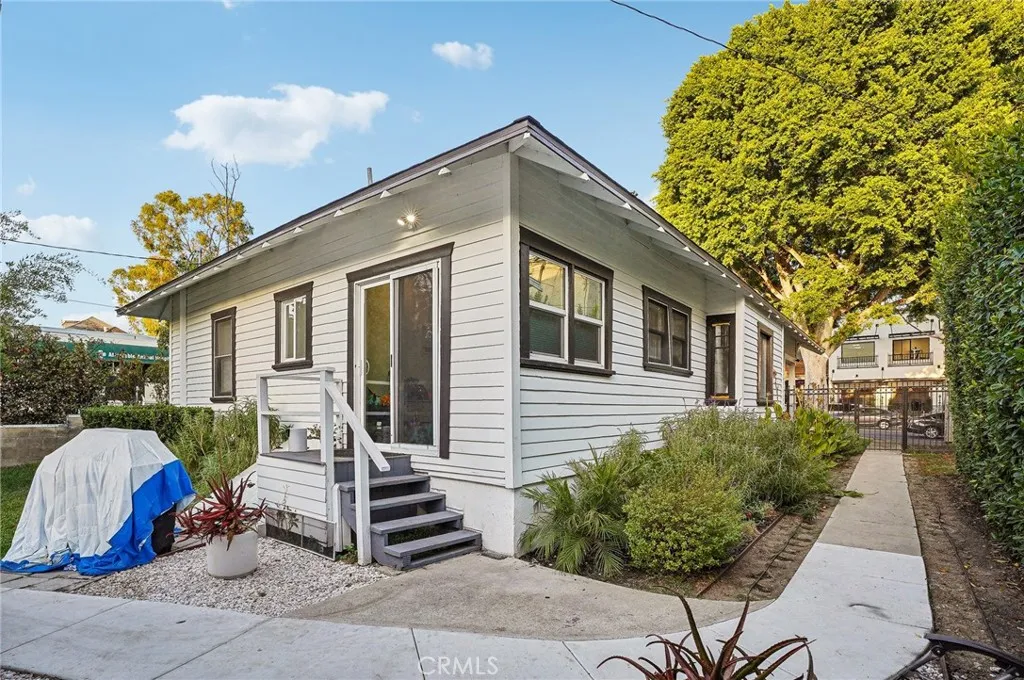 main property photo 47