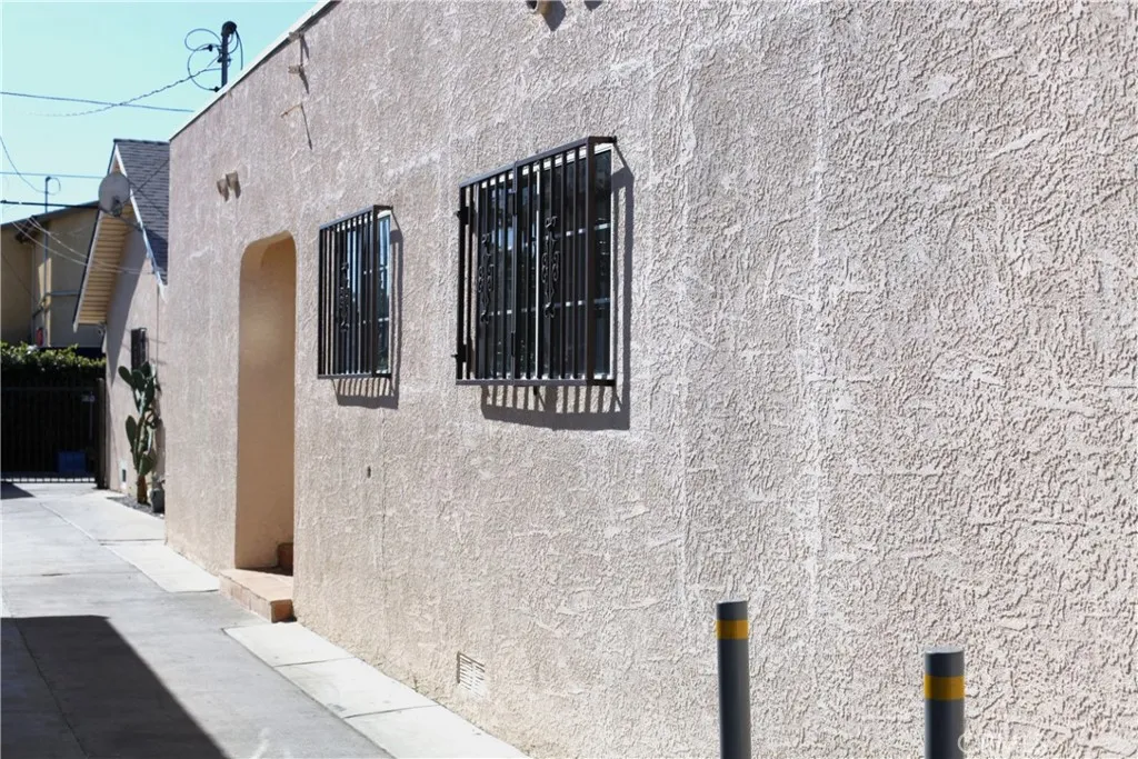 main property photo 36