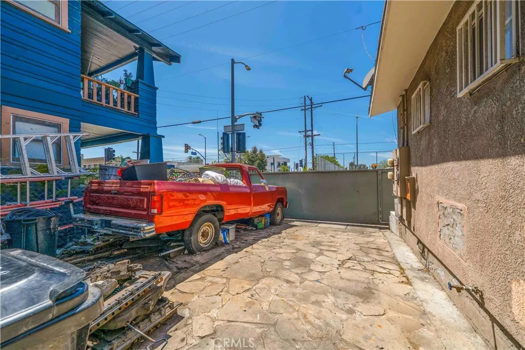 main property photo 36