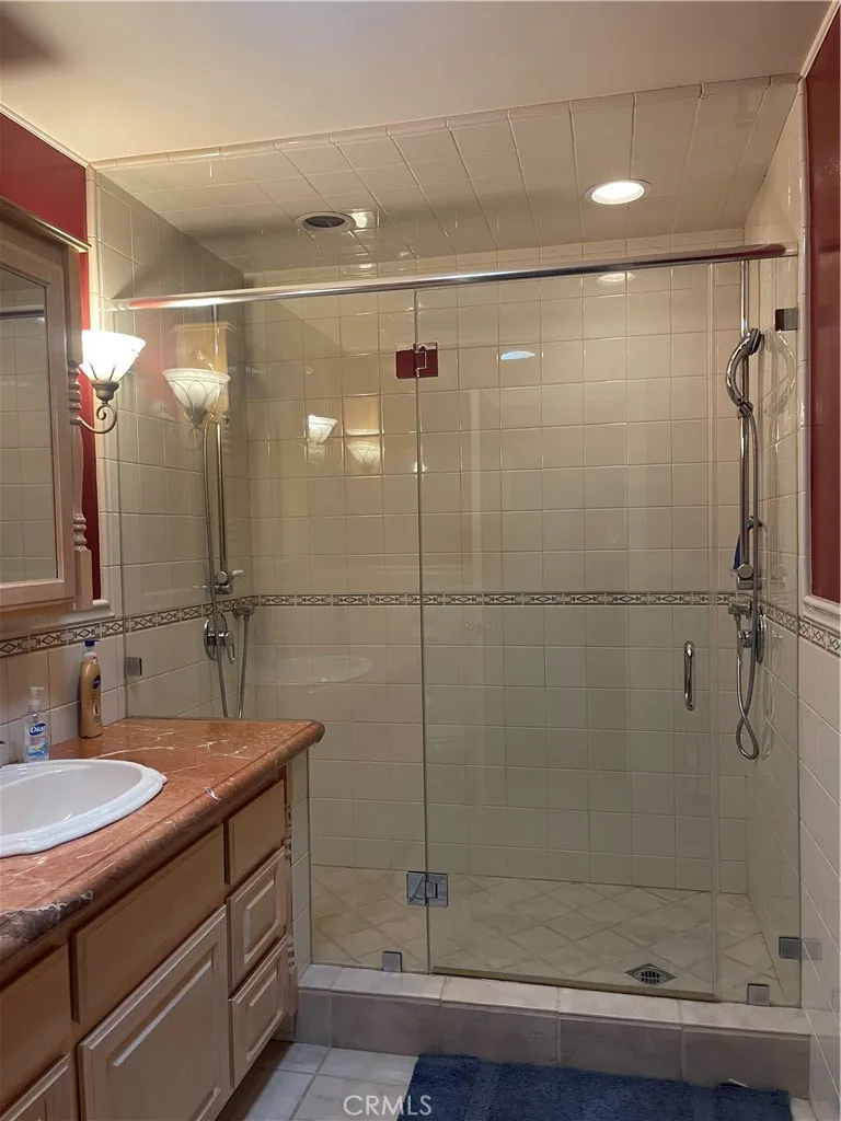 main property photo 70