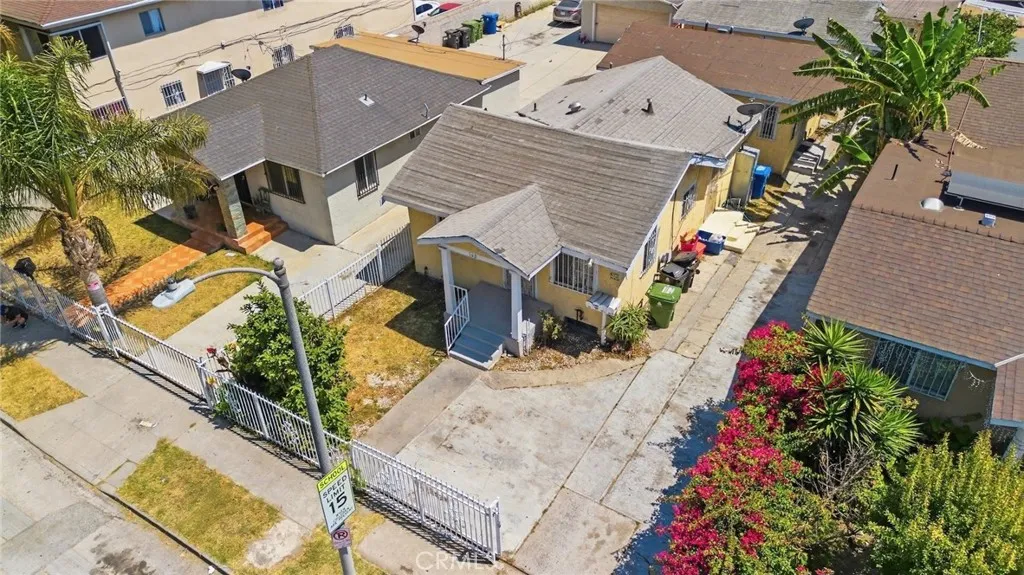 main property photo 7