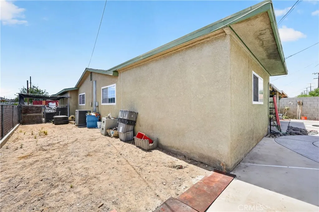 main property photo 45