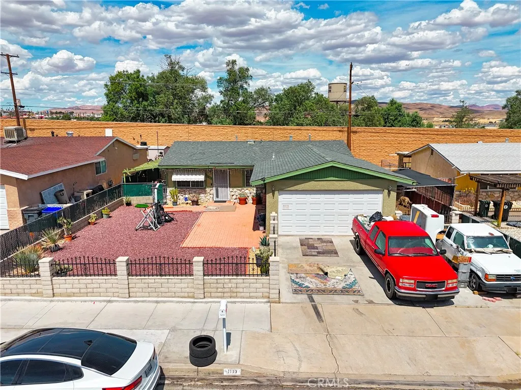 main property photo 51