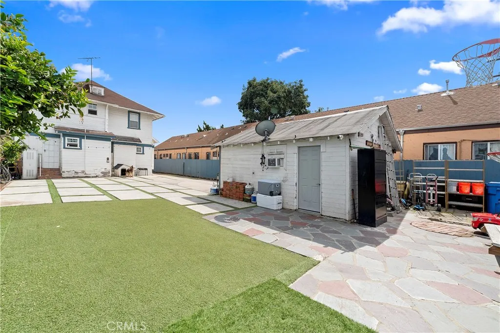 main property photo 24