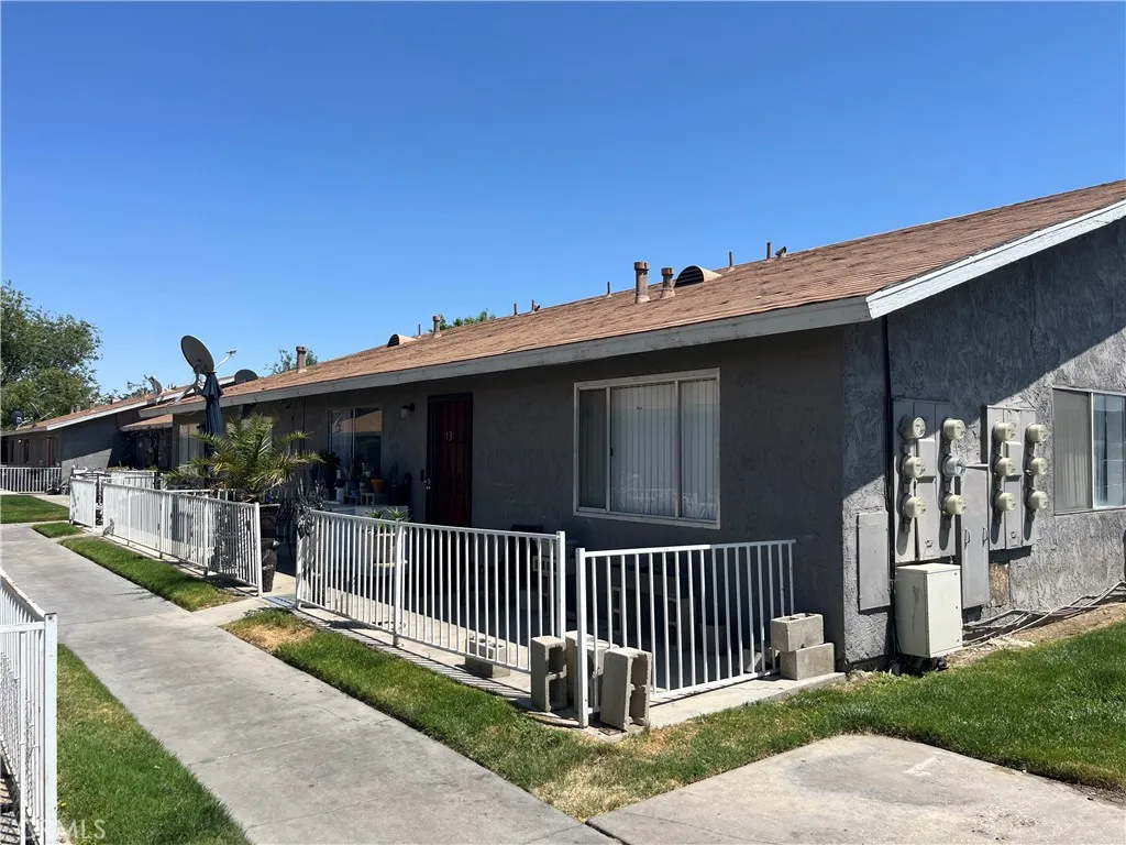 main property photo 12