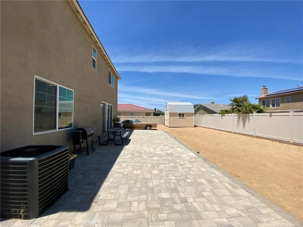 main property photo 30