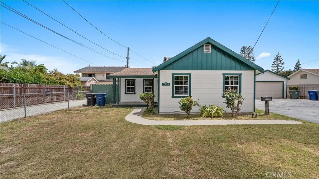 main property photo 7