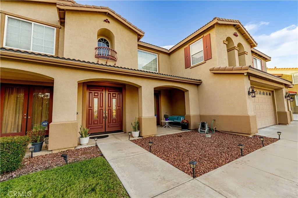 main property photo 5