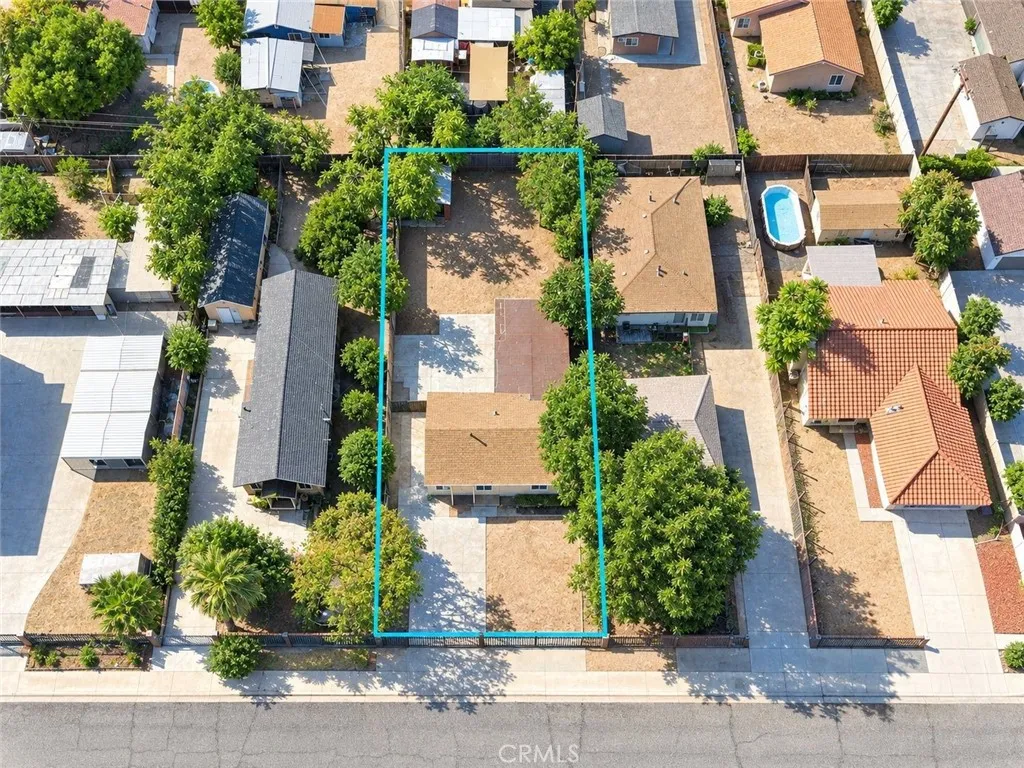 main property photo 16