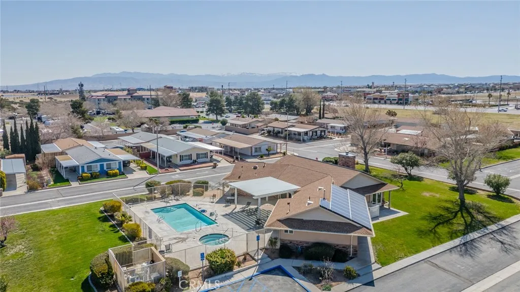 main property photo 37