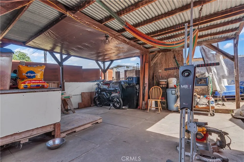 main property photo 19