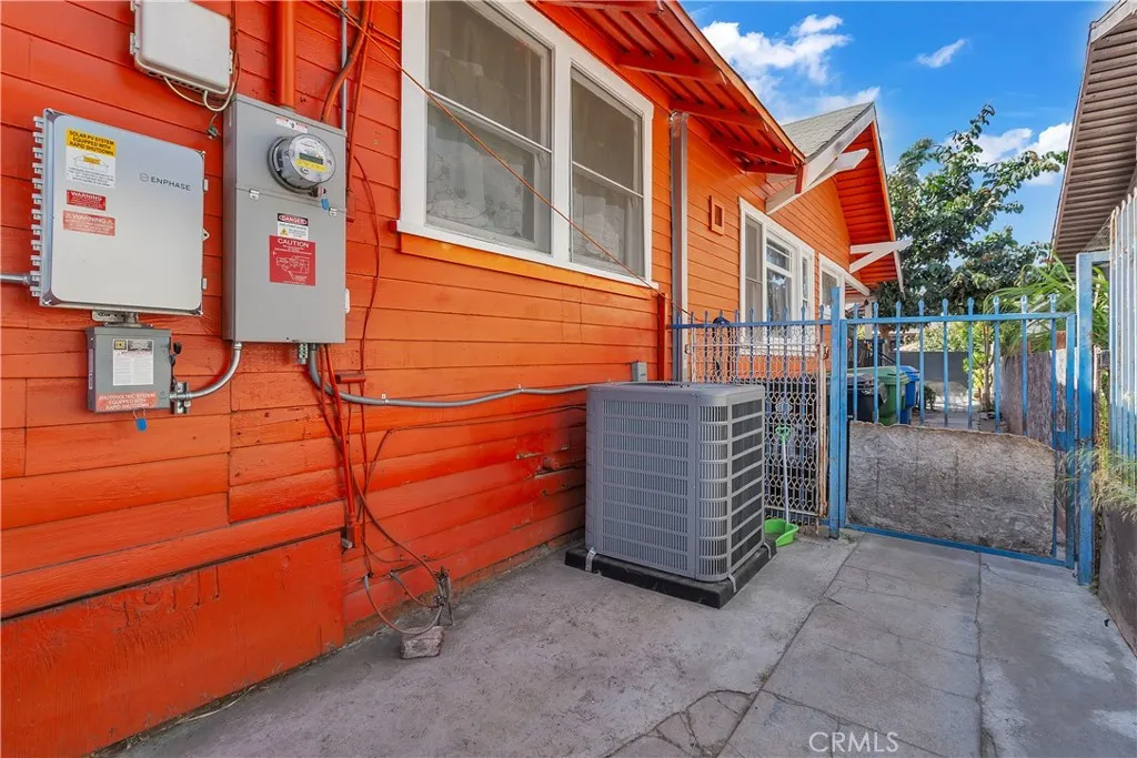 main property photo 29