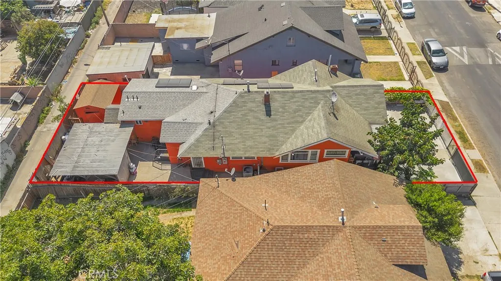 main property photo 37