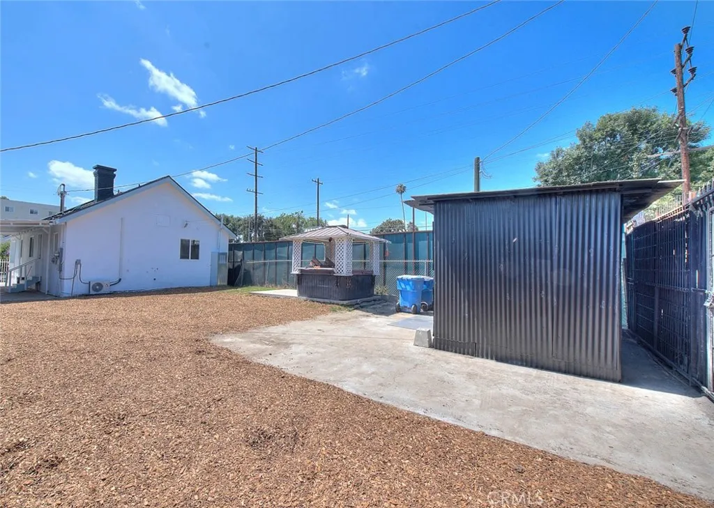 main property photo 38