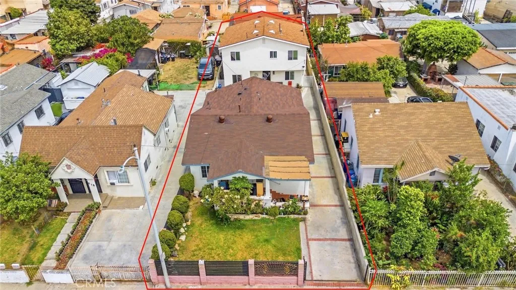 main property photo 12